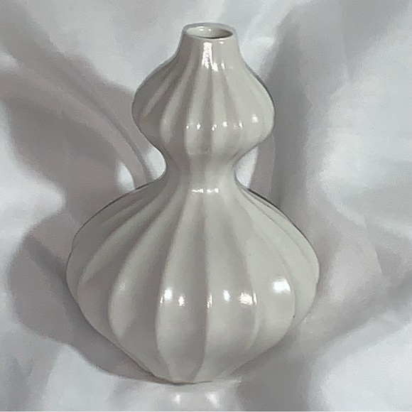 JONATHAN ADLER small Double Gourd VASE glazed white CERAMIC